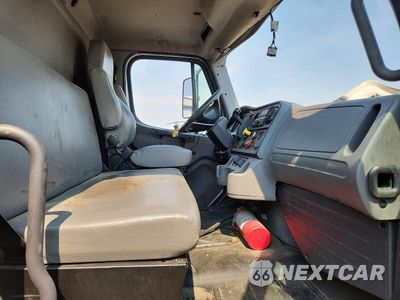 Zdjęcie 11 z 14 samochodu: 2021 FREIGHTLINER M2 - REFRIGERATED BOX TRUCK VIN:3ALACWFC8MDMH3142 - miniatura