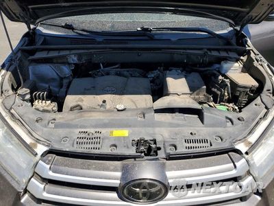 Zdjęcie 12 z 13 samochodu: 2019 TOYOTA HIGHLANDER XLE VIN:5TDJZRFH2KS596496 - miniatura
