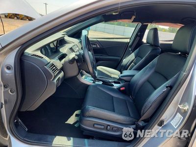 Zdjęcie 7 z 12 samochodu: 2017 HONDA ACCORD SPORT VIN:1HGCR2F5XHA158628 - miniatura