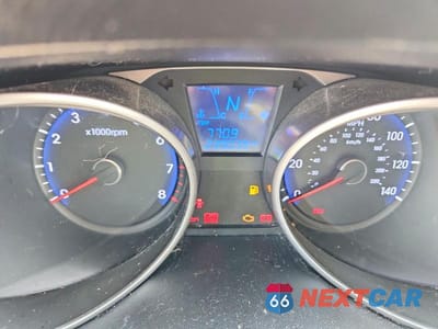 Zdjęcie 9 z 13 samochodu: 2010 HYUNDAI TUCSON GLS VIN:KM8JU3AC5AU091968 - miniatura