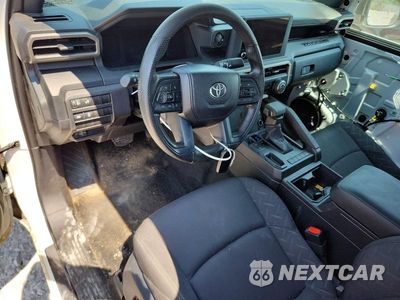Zdjęcie 8 z 13 samochodu: 2026 TOYOTA TACOMA SR VIN:3TYJDAHN2TT046613 - miniatura
