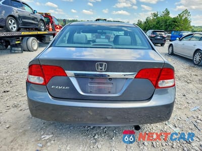 Zdjęcie 6 z 12 samochodu: 2010 HONDA CIVIC LX VIN:19XFA1F52AE046504 - miniatura