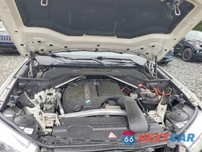 Zdjęcie 12 z 14 samochodu: 2015 BMW X5 XDRIVE35I VIN:5UXKR0C59F0K52780 - miniatura