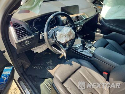 Zdjęcie 8 z 12 samochodu: 2018 BMW X3 XDRIVE30I VIN:5UXTR9C52JLD72486 - miniatura