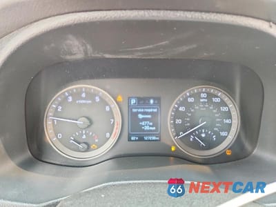 Zdjęcie 9 z 13 samochodu: 2018 HYUNDAI TUCSON SEL VIN:KM8J33A49JU712589 - miniatura