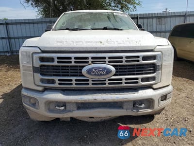 Piąte zdjęcie samochodu w środku: 2024 FORD F250 SUPER DUTY VIN:1FT8W2BN1RED64689 - miniatura