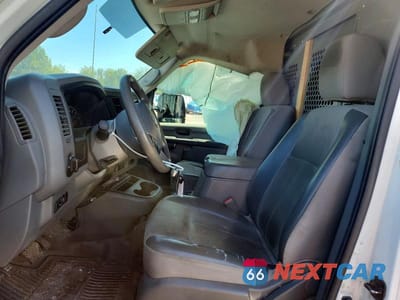 Zdjęcie 7 z 12 samochodu: 2016 NISSAN NV 3500 HD SV VIN:1N6AF0KY3GN810948 - miniatura