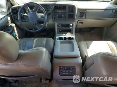 Zdjęcie 8 z 13 samochodu: 2003 CHEVROLET TAHOE K1500 VIN:1GNEK13T13J322633 - miniatura