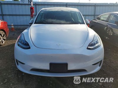 Piąte zdjęcie samochodu w środku: 2021 TESLA MODEL Y VIN:5YJYGDEE6MF114845 - miniatura
