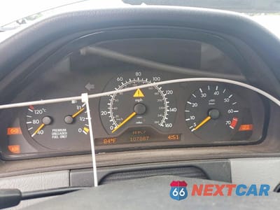 Zdjęcie 9 z 12 samochodu: 1996 MERCEDES-BENZ E 320 VIN:WDBJF55F5TJ013532 - miniatura
