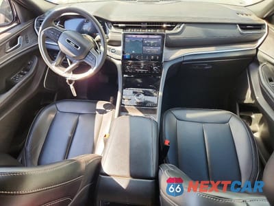 Zdjęcie 8 z 13 samochodu: 2024 JEEP GRAND CHEROKEE LIMITED 4XE VIN:1C4RJYB69RC181633 - miniatura