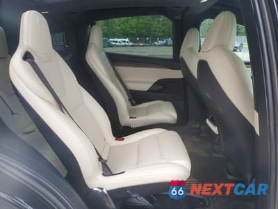 Zdjęcie 11 z 13 samochodu: 2023 TESLA MODEL X VIN:7SAXCBE58PF372786 - miniatura