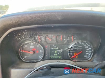 Zdjęcie 9 z 12 samochodu: 2018 CHEVROLET SILVERADO K1500 VIN:3GCUKNEC5JG155054 - miniatura
