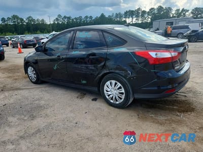 Drugie zdjęcie samochodu z przodu: 2012 FORD FOCUS S VIN:1FAHP3E22CL369736 - miniatura