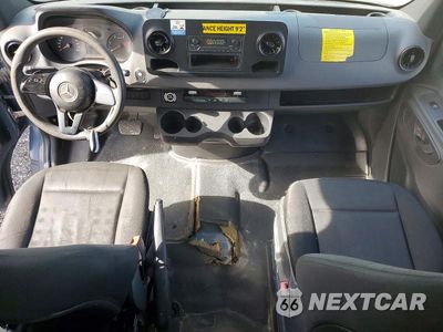 Zdjęcie 8 z 13 samochodu: 2019 MERCEDES-BENZ SPRINTER 2500/3500 DELIVERY VAN VIN:WD4PF1CD7KP151936 - miniatura