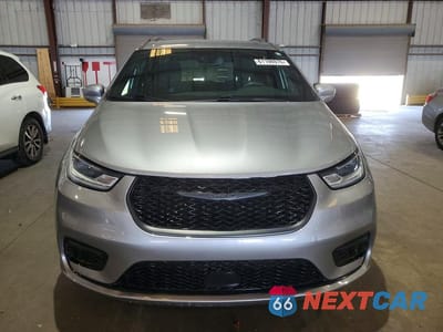 Piąte zdjęcie samochodu w środku: 2021 CHRYSLER PACIFICA TOURING VIN:2C4RC1FG9MR593314 - miniatura