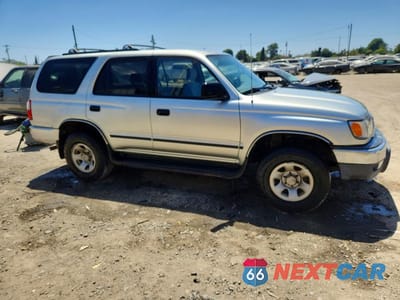 Czwarte zdjęcie samochodu z boku: 1999 TOYOTA 4RUNNER BASE VIN:JT3GM84R5X0051325 - miniatura
