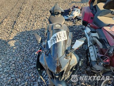 Piąte zdjęcie samochodu w środku: 2024 YAMAHA YZFR7 VIN:JYARM38E5RA009759 - miniatura