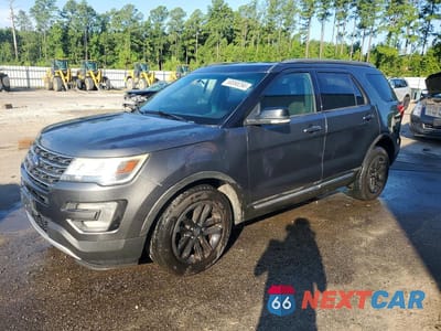 2017 FORD EXPLORER XLT 1FM5K7D80HGB87974 - główne zdjęcie licytacji z USA - miniatura