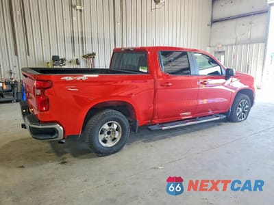 Trzecie zdjęcie samochodu z tyłu: 2024 CHEVROLET SILVERADO K1500 LT-L VIN:1GCPDKEK2RZ137331 - miniatura