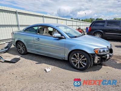 Czwarte zdjęcie samochodu z boku: 2010 VOLVO C70 T5 VIN:YV1672MC3AJ091762 - miniatura