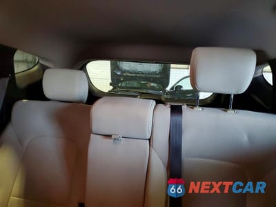 Zdjęcie 10 z 13 samochodu: 2016 HYUNDAI SANTA FE SPORT 2.4L VIN:5XYZTDLB9GG326144 - miniatura
