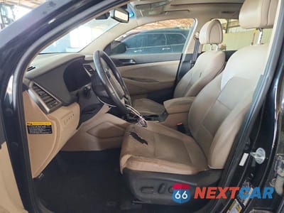Zdjęcie 7 z 12 samochodu: 2017 HYUNDAI TUCSON LIMITED VIN:KM8J33A23HU467992 - miniatura