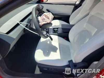 Zdjęcie 7 z 12 samochodu: 2024 TESLA MODEL 3 VIN:5YJ3E1EA9RF830576 - miniatura