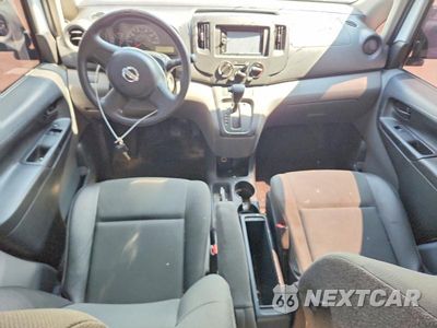 Zdjęcie 8 z 12 samochodu: 2016 NISSAN NV200 DELIVERY VAN VIN:3N6CM0KN8GK697329 - miniatura