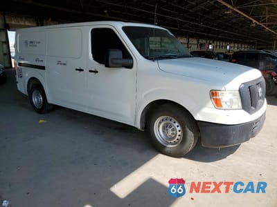 Czwarte zdjęcie samochodu z boku: 2016 NISSAN NV 1500 S VIN:1N6BF0KM2GN802776 - miniatura