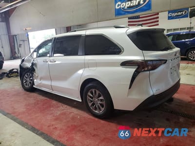 Drugie zdjęcie samochodu z przodu: 2023 TOYOTA SIENNA XLE VIN:5TDYSKFC7PS079216 - miniatura