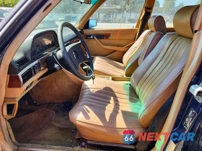 Zdjęcie 7 z 12 samochodu: 1984 MERCEDES-BENZ 300 SD VIN:WDBCB20A2EA059014 - miniatura
