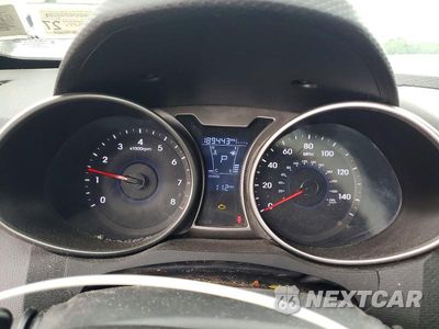Zdjęcie 9 z 12 samochodu: 2017 HYUNDAI VELOSTER BASE VIN:KMHTC6AD7HU310039 - miniatura