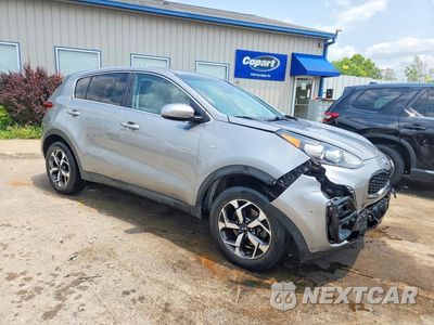 Czwarte zdjęcie samochodu z boku: 2020 KIA SPORTAGE LX VIN:KNDPMCAC6L7638889 - miniatura