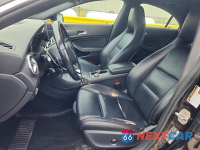 Zdjęcie 7 z 12 samochodu: 2016 MERCEDES-BENZ CLA 250 4MATIC VIN:WDDSJ4GB4GN303225 - miniatura