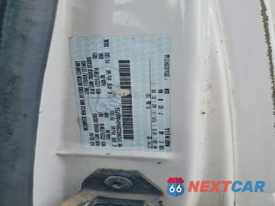 Zdjęcie 13 z 13 samochodu: 2004 FORD E350 BOX TRUCK VIN:1FDWE35P64HA85755 - miniatura