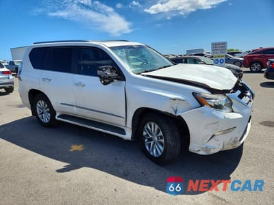 Czwarte zdjęcie samochodu z boku: 2018 LEXUS GX 460 VIN:JTJBM7FX5J5196903 - miniatura