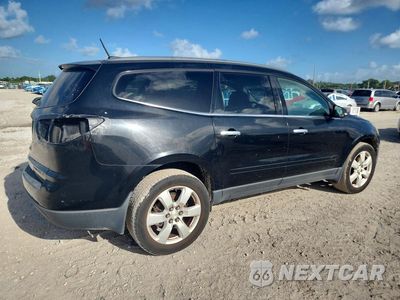 Trzecie zdjęcie samochodu z tyłu: 2016 CHEVROLET TRAVERSE LT VIN:1GNKVGKDXGJ254166 - miniatura