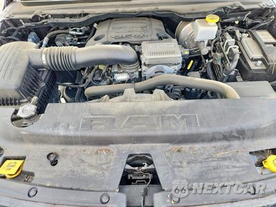 Zdjęcie 11 z 13 samochodu: 2024 RAM 1500 LARAMIE VIN:1C6SRFJT0RN159215 - miniatura