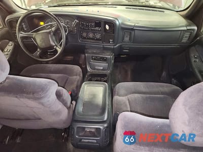 Zdjęcie 8 z 12 samochodu: 2001 CHEVROLET SILVERADO K1500 VIN:2GCEK19V511401666 - miniatura