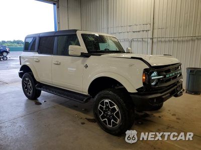 Czwarte zdjęcie samochodu z boku: 2025 FORD BRONCO OUTER BANKS VIN:1FMEE8BP7SLB16616 - miniatura