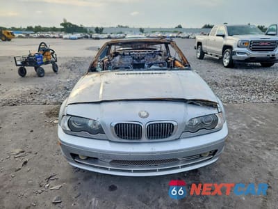 Piąte zdjęcie samochodu w środku: 2002 BMW 330 CI VIN:WBABS53432JU95335 - miniatura