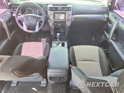 Zdjęcie 8 z 13 samochodu: 2018 TOYOTA 4RUNNER SR5 VIN:JTEZU5JR8J5177501 - miniatura