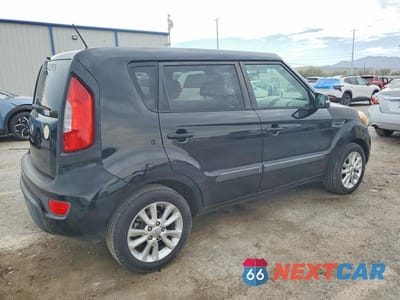 Trzecie zdjęcie samochodu z tyłu: 2012 KIA SOUL + VIN:KNDJT2A67C7460570 - miniatura
