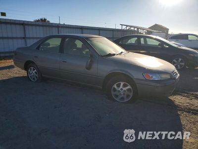 Czwarte zdjęcie samochodu z boku: 1998 TOYOTA CAMRY LE V6 VIN:JT2BF22K1W0112230 - miniatura