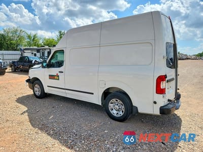 Drugie zdjęcie samochodu z przodu: 2017 NISSAN NV 2500 DELIVERY VAN VIN:1N6BF0LY7HN802680 - miniatura