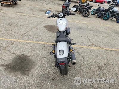 Zdjęcie 6 z 8 samochodu: 2019 YAMAHA XVS950 CU VIN:JYAVN05YXKA003826 - miniatura