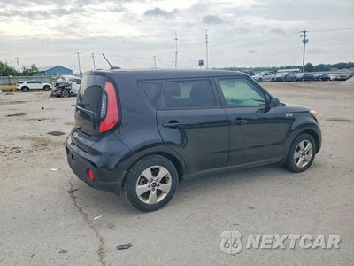Trzecie zdjęcie samochodu z tyłu: 2018 KIA SOUL BASE VIN:KNDJN2A2XJ7895782 - miniatura