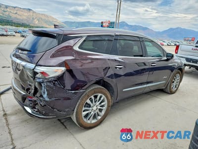 Trzecie zdjęcie samochodu z tyłu: 2022 BUICK ENCLAVE AVENIR VIN:5GAEVCKW1NJ127854 - miniatura