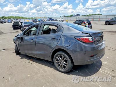 Drugie zdjęcie samochodu z przodu: 2019 TOYOTA YARIS LE VIN:3MYDLBYV0KY508421 - miniatura